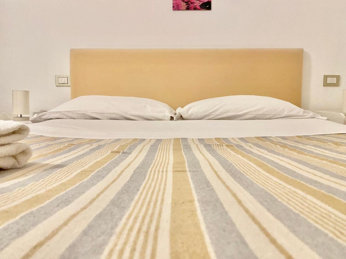 밀라노 Bilocale In Piazza Duomo 4Pax 아파트 외부 사진