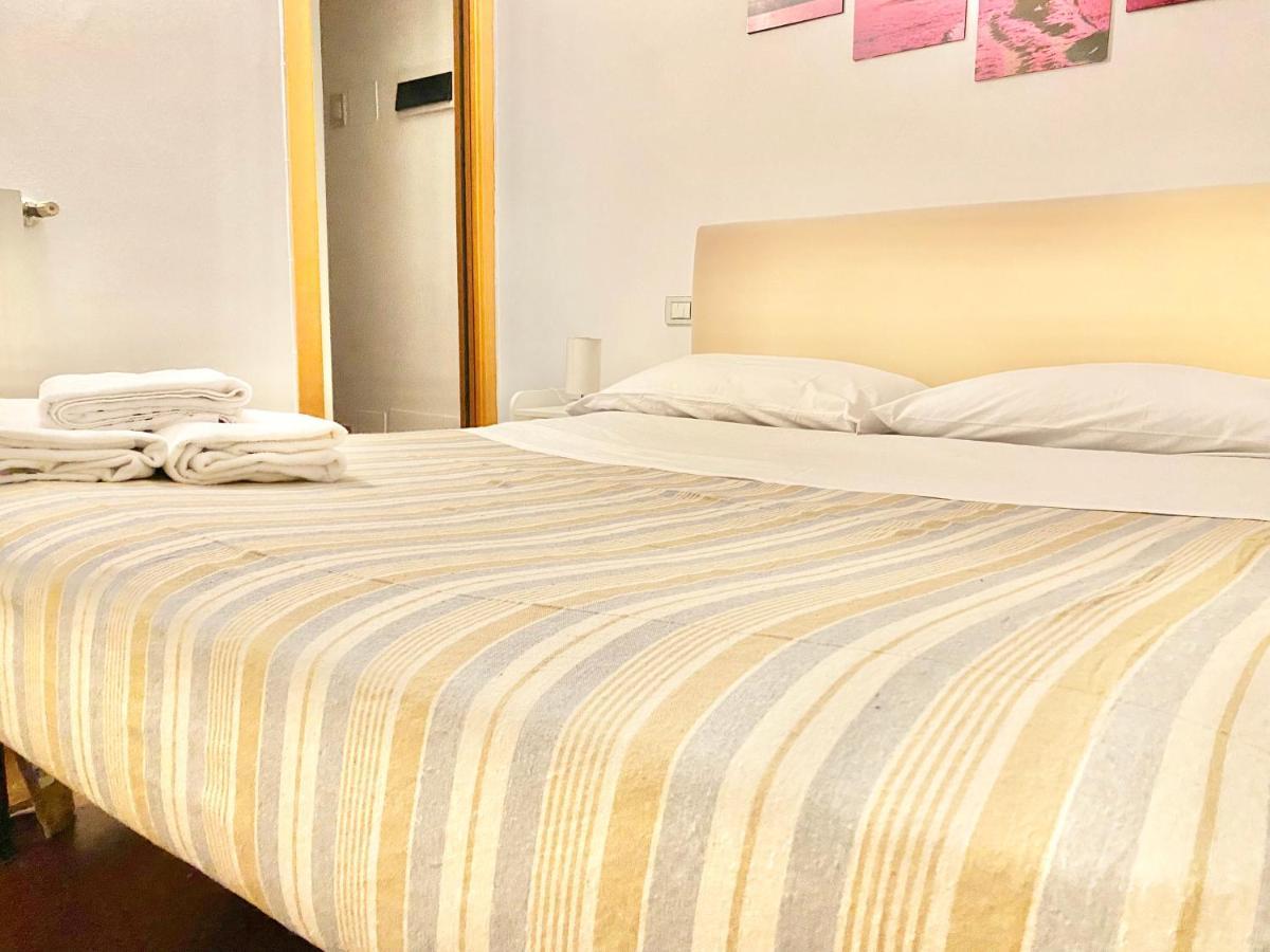 밀라노 Bilocale In Piazza Duomo 4Pax 아파트 외부 사진